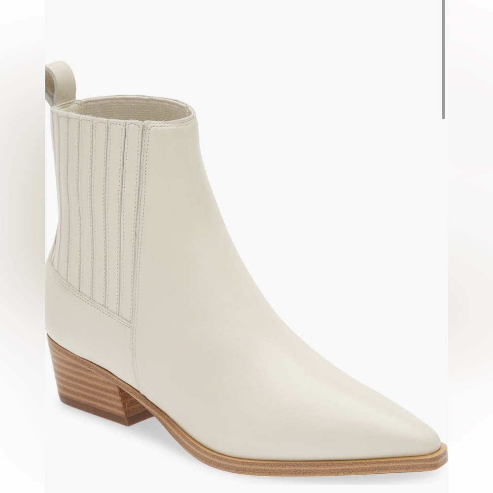 MARC FISHER LTD YARITA POINTED TOE BOOTIES